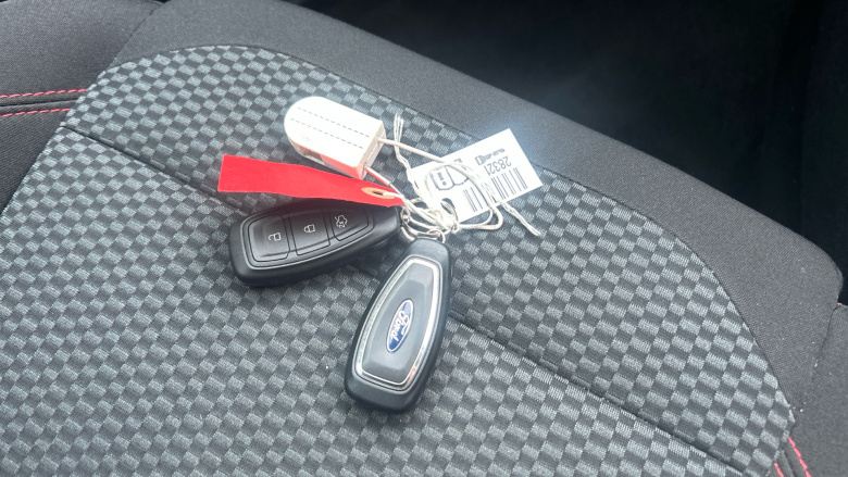 Ford Puma 1.0 EcoBoost Hybrid mHEV ST-Line 5dr Petrol Hatchback